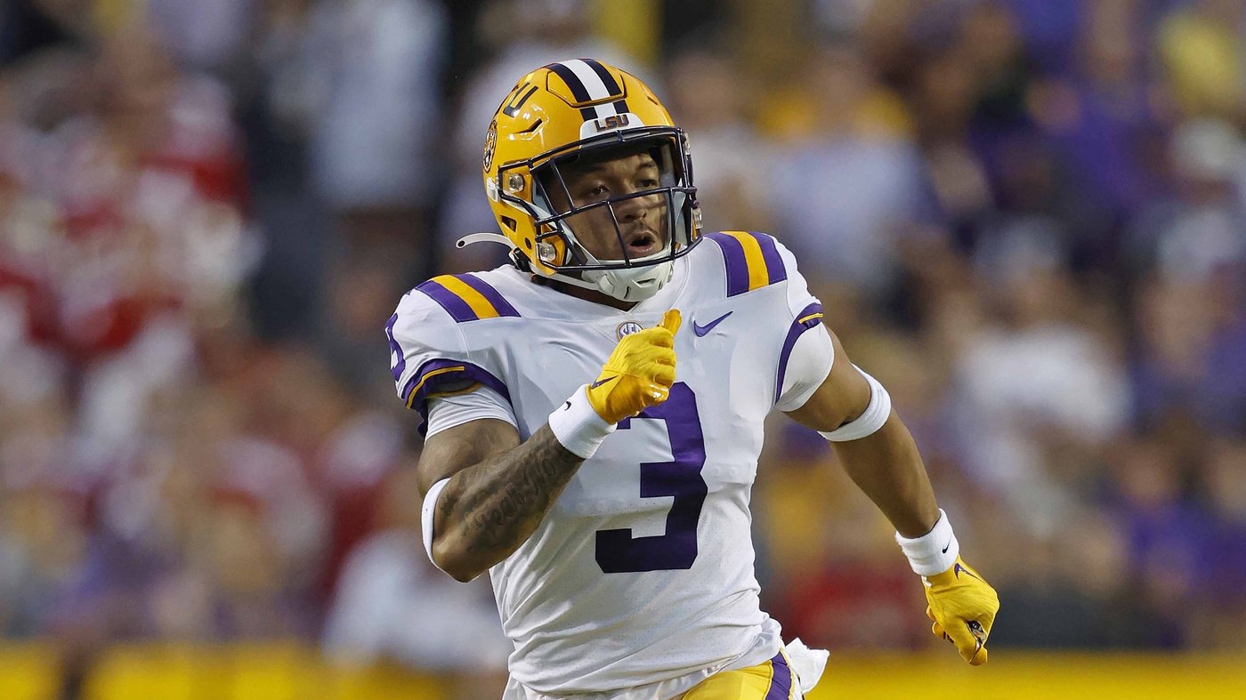 LSU coach Brian Kelly rebuts claims made by ex-safety Greg Brooks Jr.'s family this week | iNFOnews.ca LSU coach Brian Kelly rebuts claims made by ex-safety Greg Brooks Jr.'s family this week | iNFOnews.ca