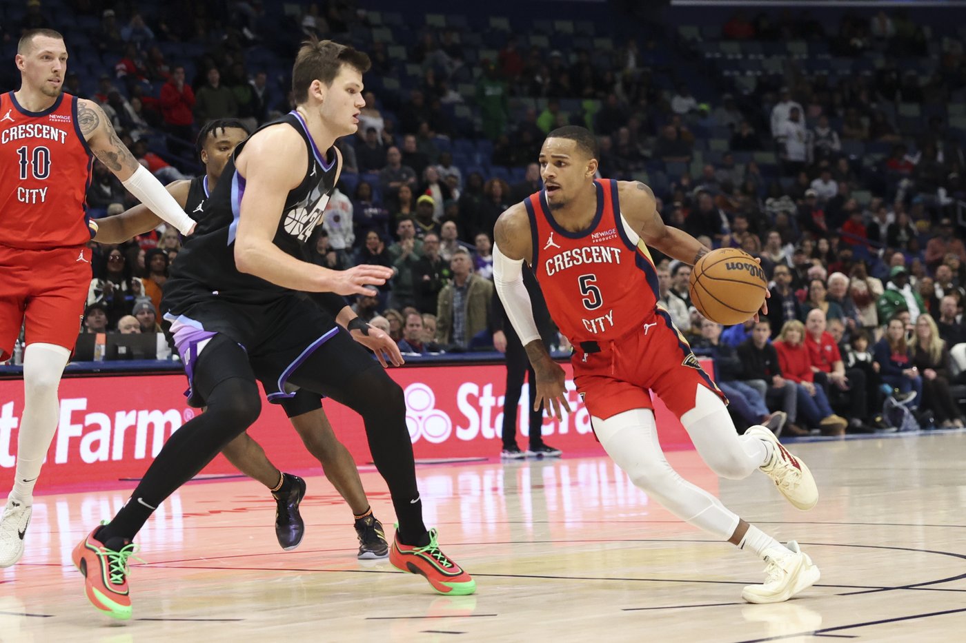CJ McCollum and Dejounte Murray fuel the resurgent Pelicans' franchise-record comeback win | iNFOnews.ca CJ McCollum and Dejounte Murray fuel the resurgent Pelicans' franchise-record comeback win | iNFOnews.ca