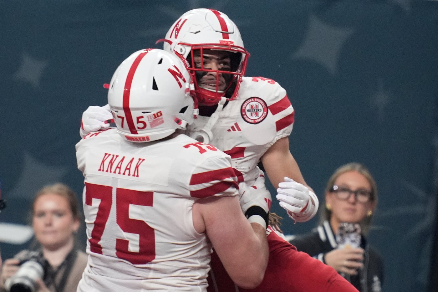 Devon Dampier leads No. 15 Utah past Nebraska in Las Vegas Bowl, 44-22 | iNFOnews.ca