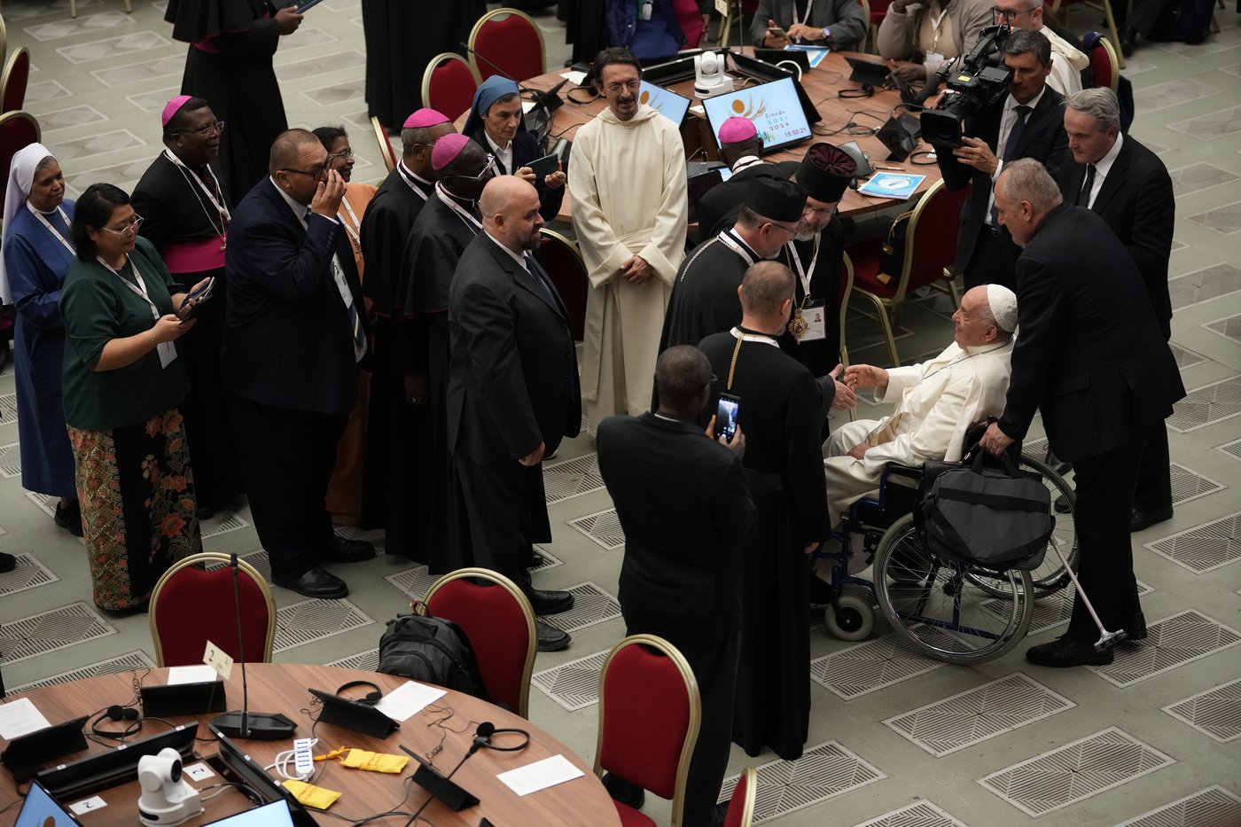Catholic reform debate launched by Pope Francis leans away from ordained roles for women | iNFOnews.ca