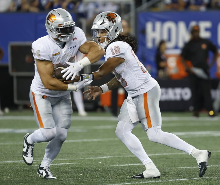 Horvath, Alexander, Philpot earn CFL players of the week honours | iNFOnews.ca