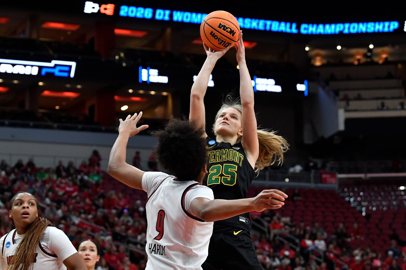 Louisville pulls away for a 72-52 win over Vermont in 1st round of women's NCAA Tournament | iNFOnews.ca Louisville pulls away for a 72-52 win over Vermont in 1st round of women's NCAA Tournament | iNFOnews.ca