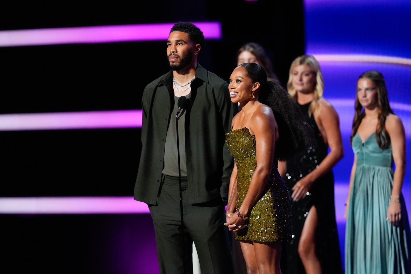 The ESPYS honor top athletes and sports moments, in photos | iNFOnews.ca