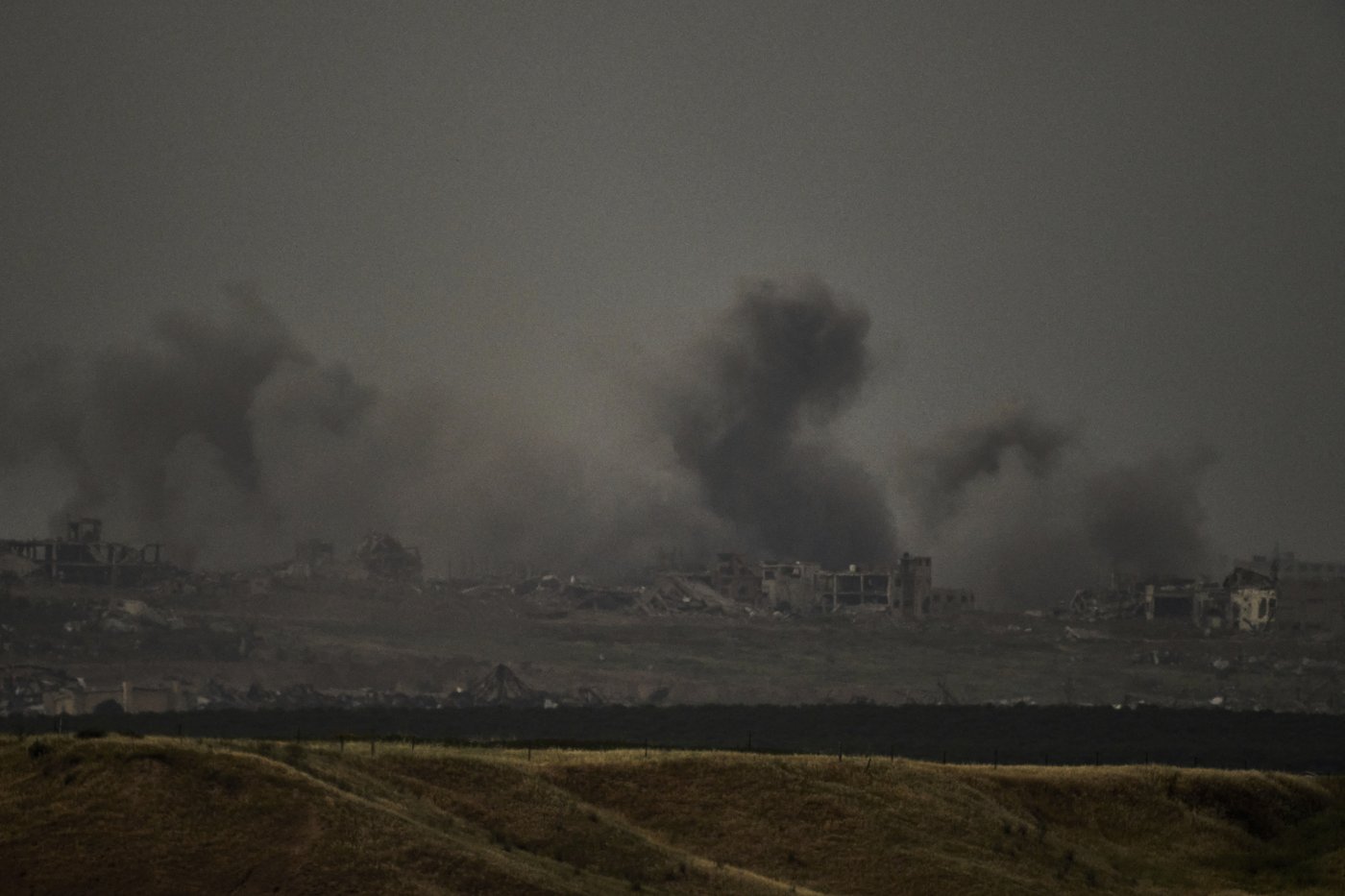Middle East latest: Israel kills a journalist in a media tent outside a Gaza hospital | iNFOnews.ca