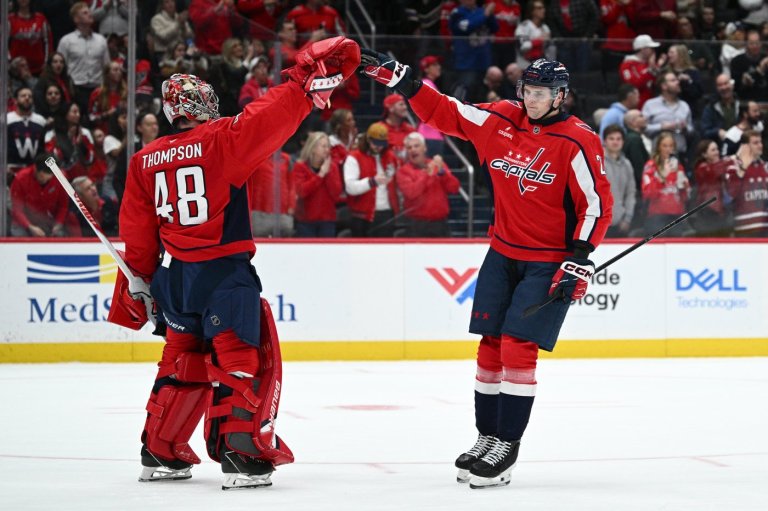 Tuch scores 2 more goals, Capitals beat Flyers 5-2 | iNFOnews.ca