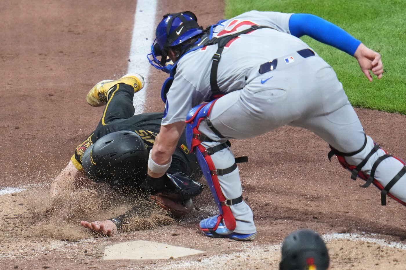 Dansby Swanson's two-out single in the 10th inning, Boyd's strong outing lift Cubs over Pirates 3-2 | iNFOnews.ca Dansby Swanson's two-out single in the 10th inning, Boyd's strong outing lift Cubs over Pirates 3-2 | iNFOnews.ca