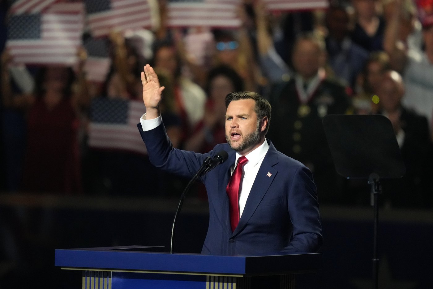 The Latest: Trump urges Republicans to ‘go out and vote’ on final day of midterm convention | iNFOnews.ca