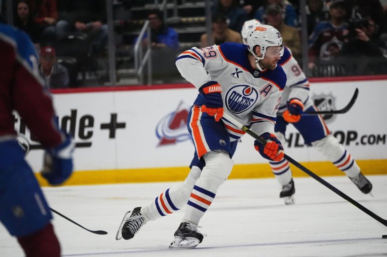 Leon Draisaitl returns to Oilers' lineup for playoff opener against Ducks | iNFOnews.ca