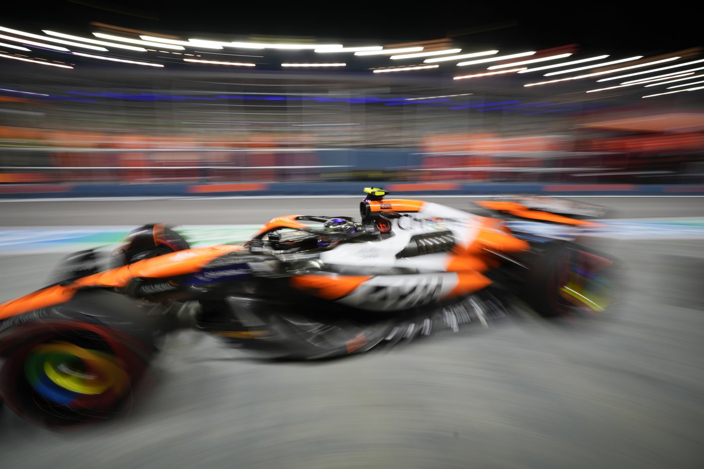 McLaren and Lando Norris seek to pressure Red Bull in F1's Singapore Grand Prix | iNFOnews.ca