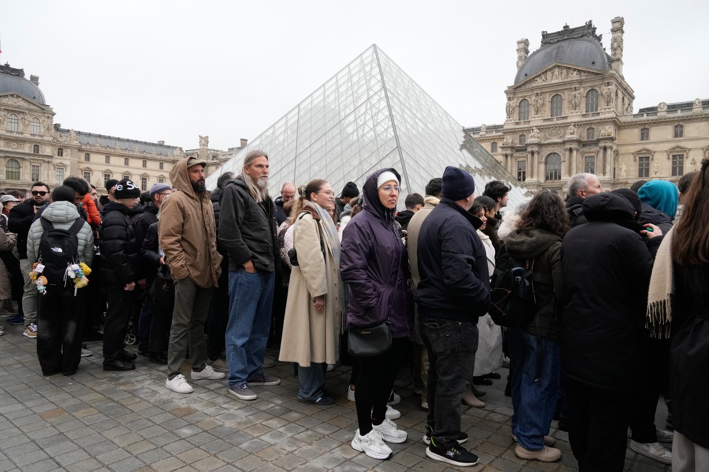 Louvre official says fraud ‘inevitable’ at large museums as France probes multimillion euro scheme | iNFOnews.ca