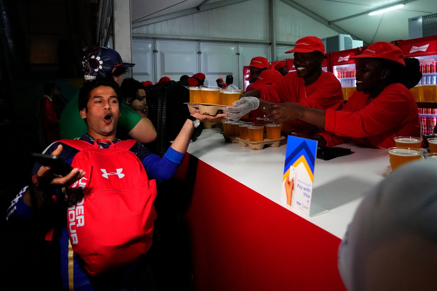 Many soccer fans will be drinking alcohol and watching the World Cup. In heat, doing that is risky | iNwheels Many soccer fans will be drinking alcohol and watching the World Cup. In heat, doing that is risky | iNwheels