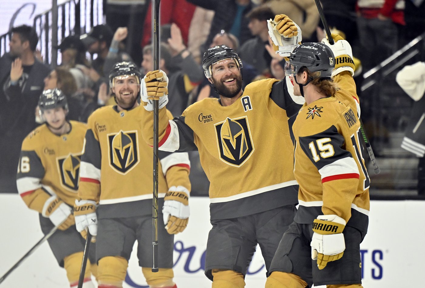 Dach's goal midway through 3rd period rallies Canadiens to 3-2 win over the Golden Knights | iNFOnews.ca