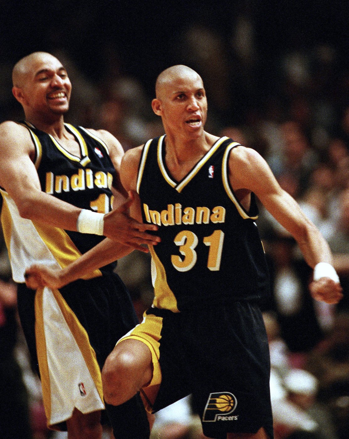 Pacers-Knicks renew a rivalry with memorable moments involving Reggie Miller, Spike Lee and others | iNFOnews.ca