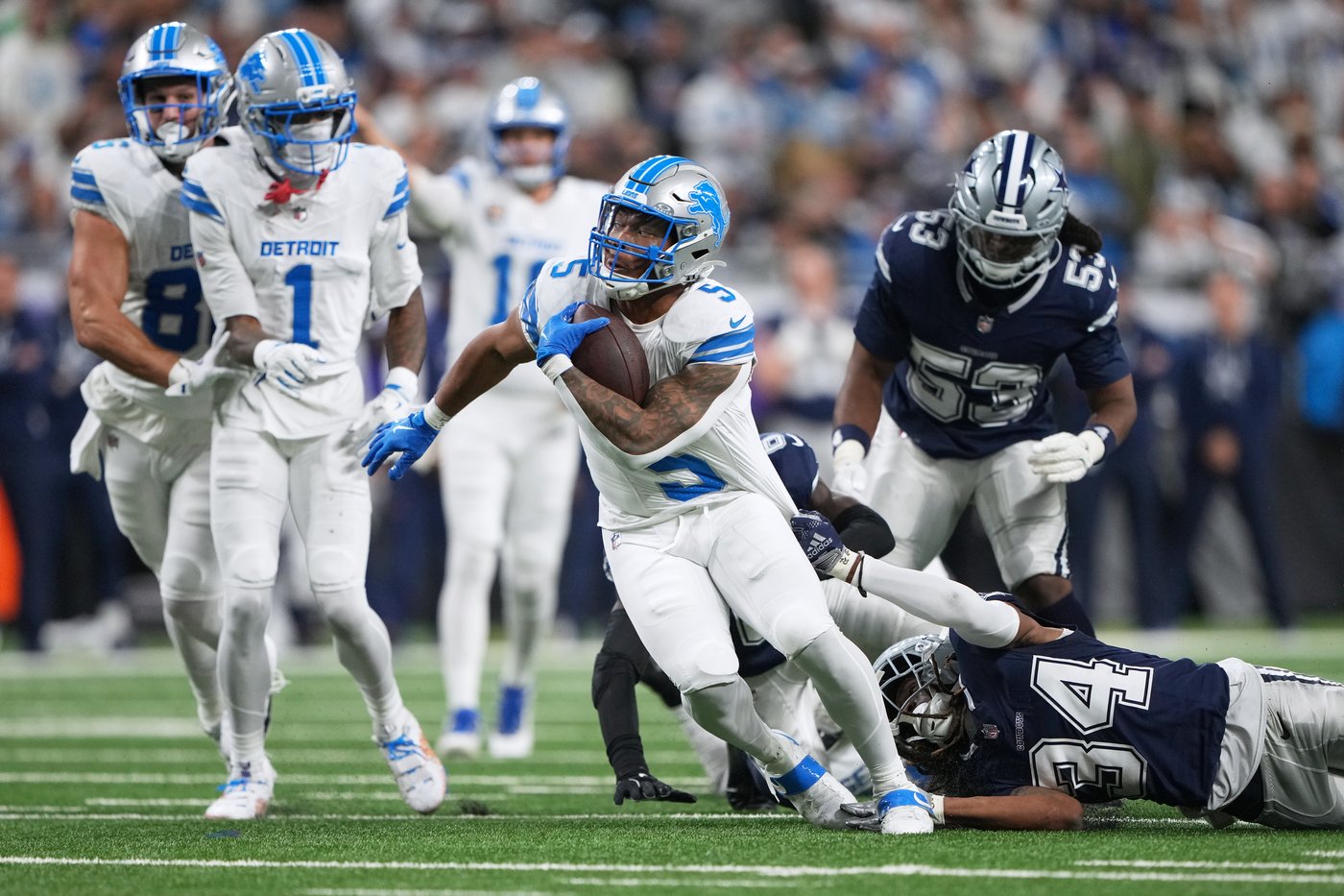 Jahmyr Gibbs rushes for 3 TDs and Lions get much-needed 44-30 win over Cowboys | iNFOnews.ca Jahmyr Gibbs rushes for 3 TDs and Lions get much-needed 44-30 win over Cowboys | iNFOnews.ca