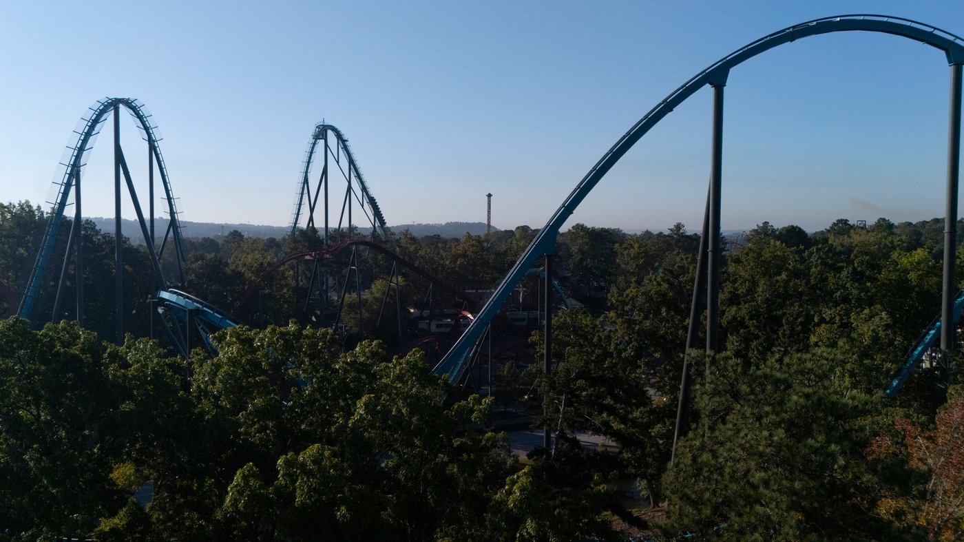 Visitors witness a man being thrown to his death from a Six Flags roller coaster in Georgia | iNFOnews.ca