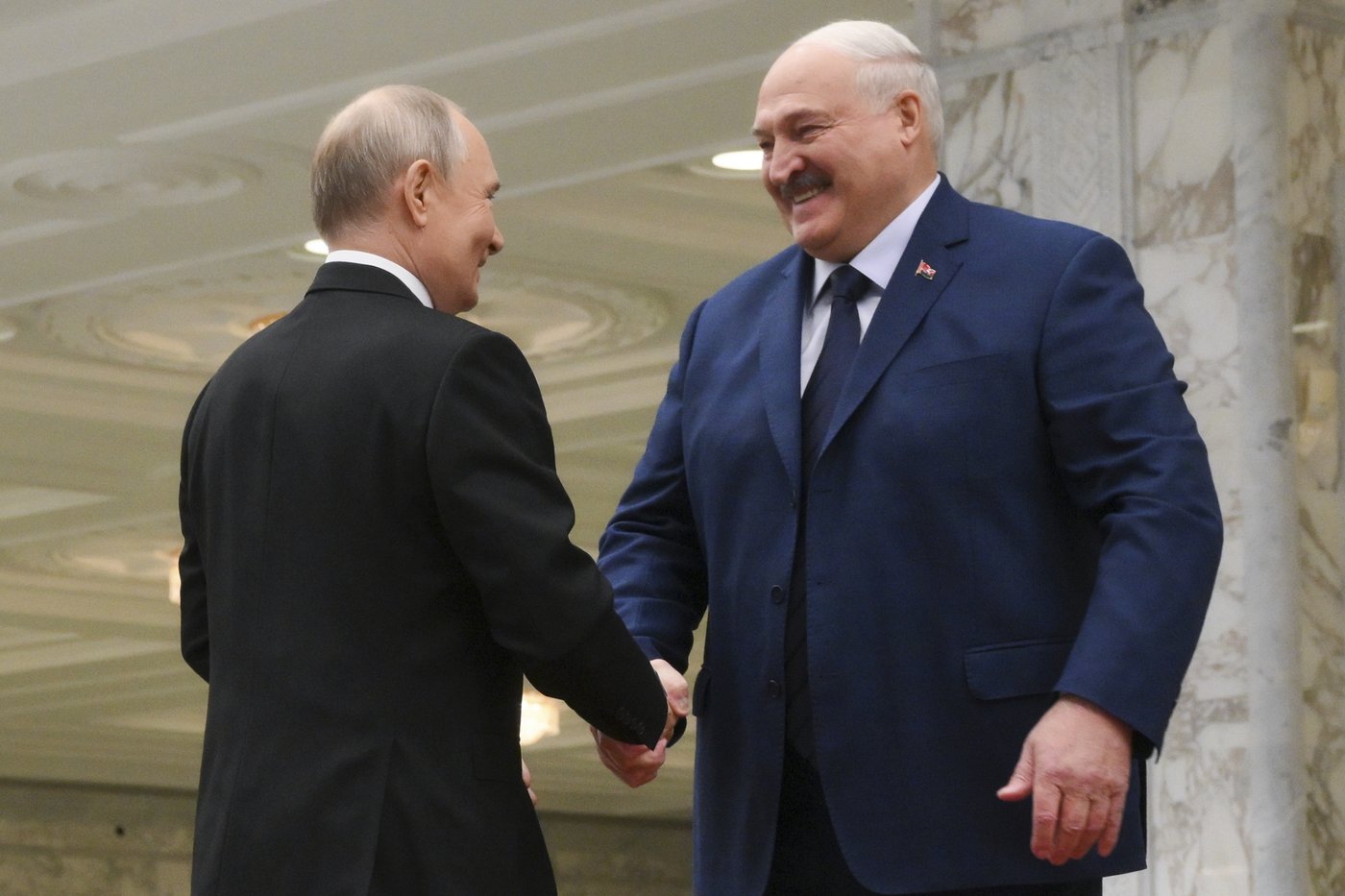 Putin signs agreement offering Russia's security guarantees to ally Belarus | iNFOnews.ca