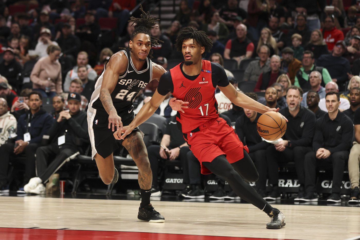 Wembanyama makes 2 free throws with 2.1 seconds left in Spurs' 118-116 win over Trail Blazers | iNFOnews.ca Wembanyama makes 2 free throws with 2.1 seconds left in Spurs' 118-116 win over Trail Blazers | iNFOnews.ca