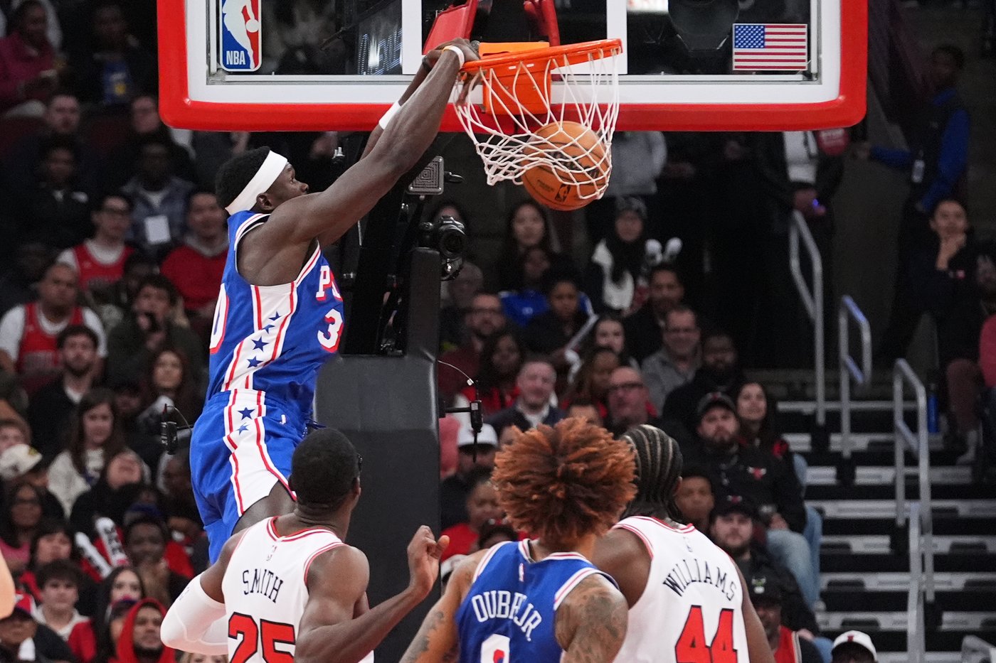Giddey has triple-double, Vucevic hits late 3 as Bulls rally from 24 down to beat Sixers 113-111 | iNFOnews.ca