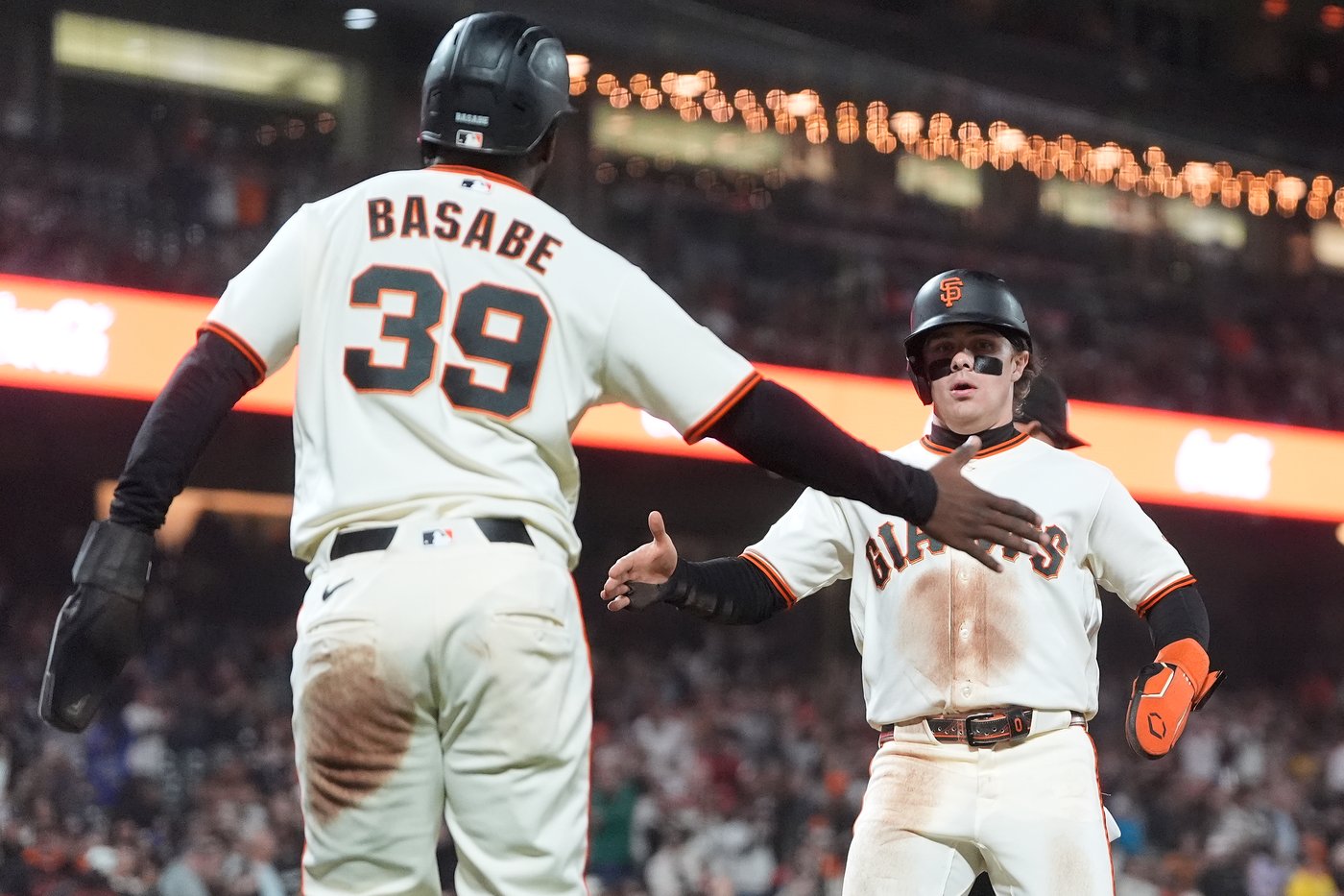 Eldridge has 4 hits, drives in 4 runs as Giants beat Diamondbacks 7-2 to split doubleheader | iNFOnews.ca Eldridge has 4 hits, drives in 4 runs as Giants beat Diamondbacks 7-2 to split doubleheader | iNFOnews.ca