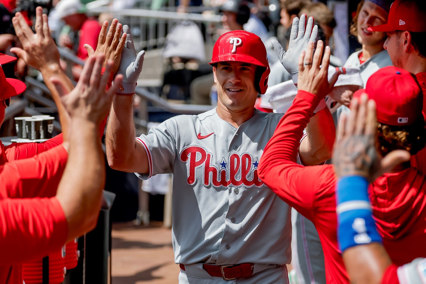 Alec Bohm hits tie-breaking, 2-run double in 7-run 8th as Phillies beat Braves 9-4 and avoid sweep | iNFOnews.ca Alec Bohm hits tie-breaking, 2-run double in 7-run 8th as Phillies beat Braves 9-4 and avoid sweep | iNFOnews.ca