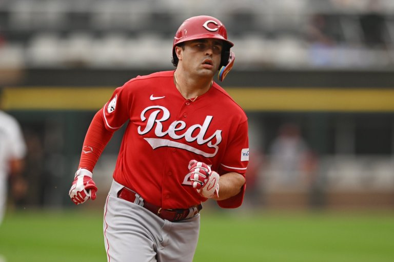 Sal Stewart homers as Reds hold off Chicago White Sox for a 9-8 win | iNFOnews.ca