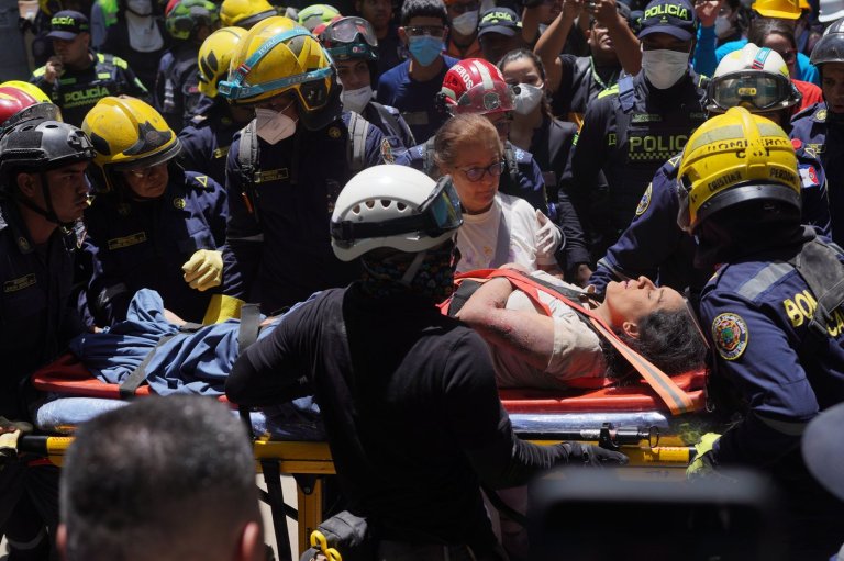 Crews search for thousands missing after Colombia earthquake as new president faces first major test | iNFOnews.ca