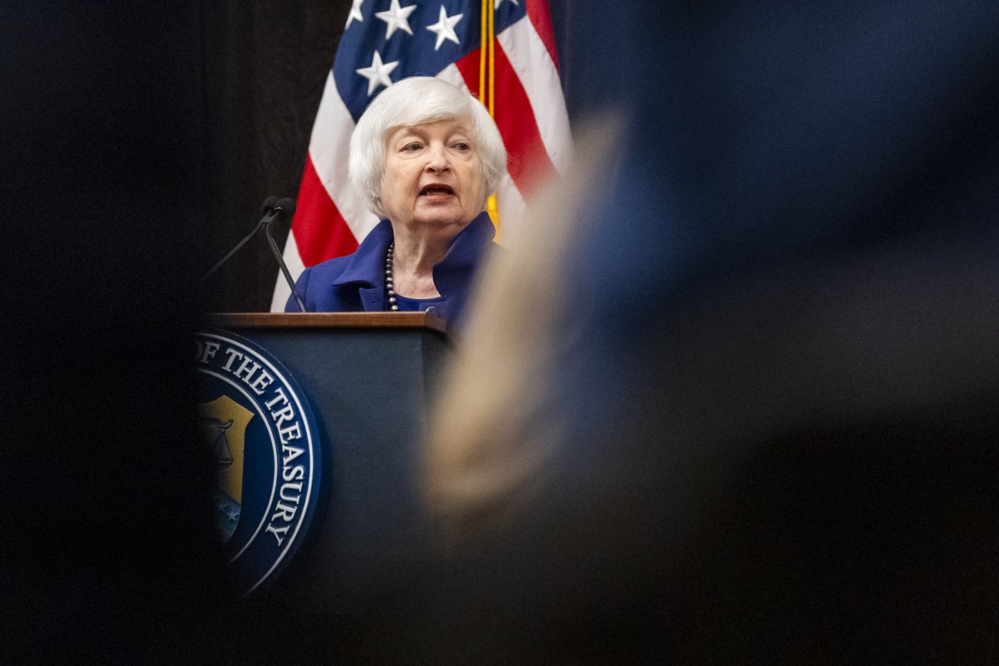 Secret Service agent fired at suspects outside of Janet Yellen's house in Washington DC | iNFOnews.ca