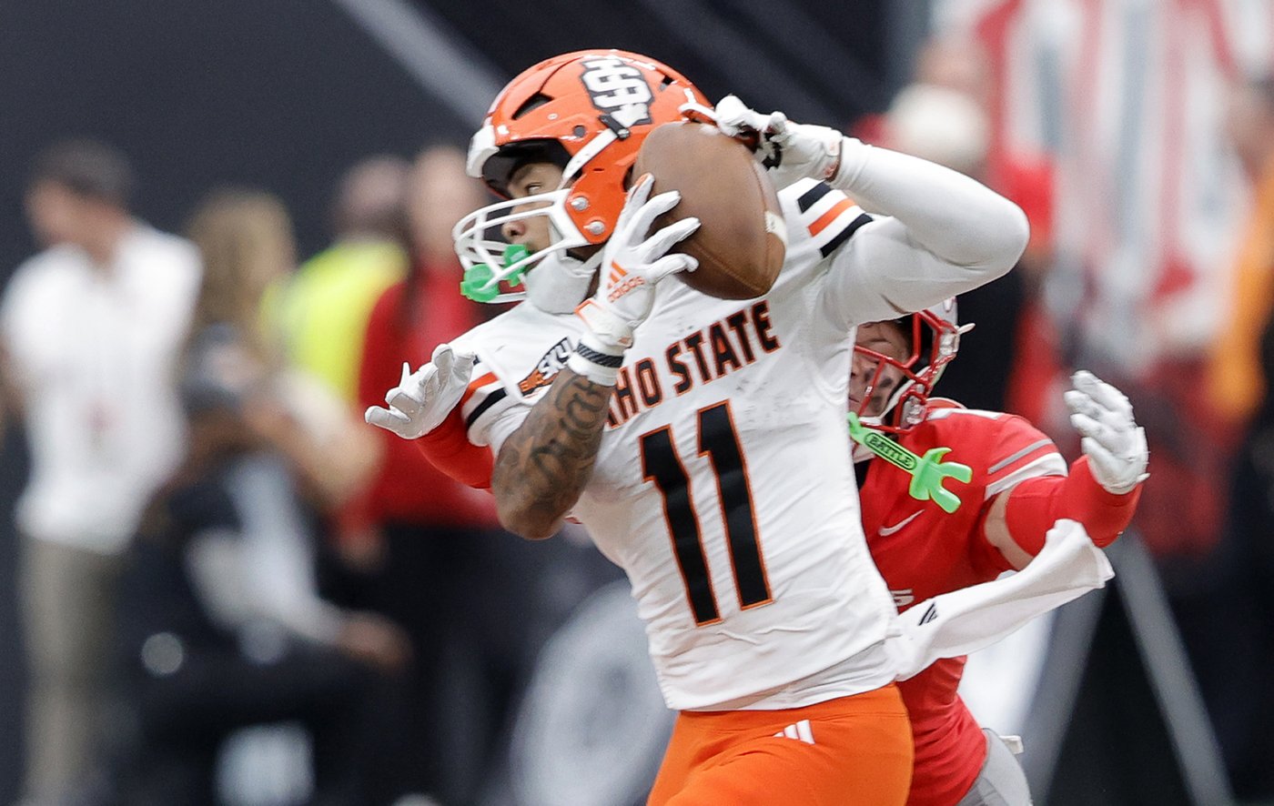 Jai'Den Thomas scores 3 TDs and UNLV holds off Idaho State 38-31 in Dan Mullen's debut as coach | iNFOnews.ca Jai'Den Thomas scores 3 TDs and UNLV holds off Idaho State 38-31 in Dan Mullen's debut as coach | iNFOnews.ca