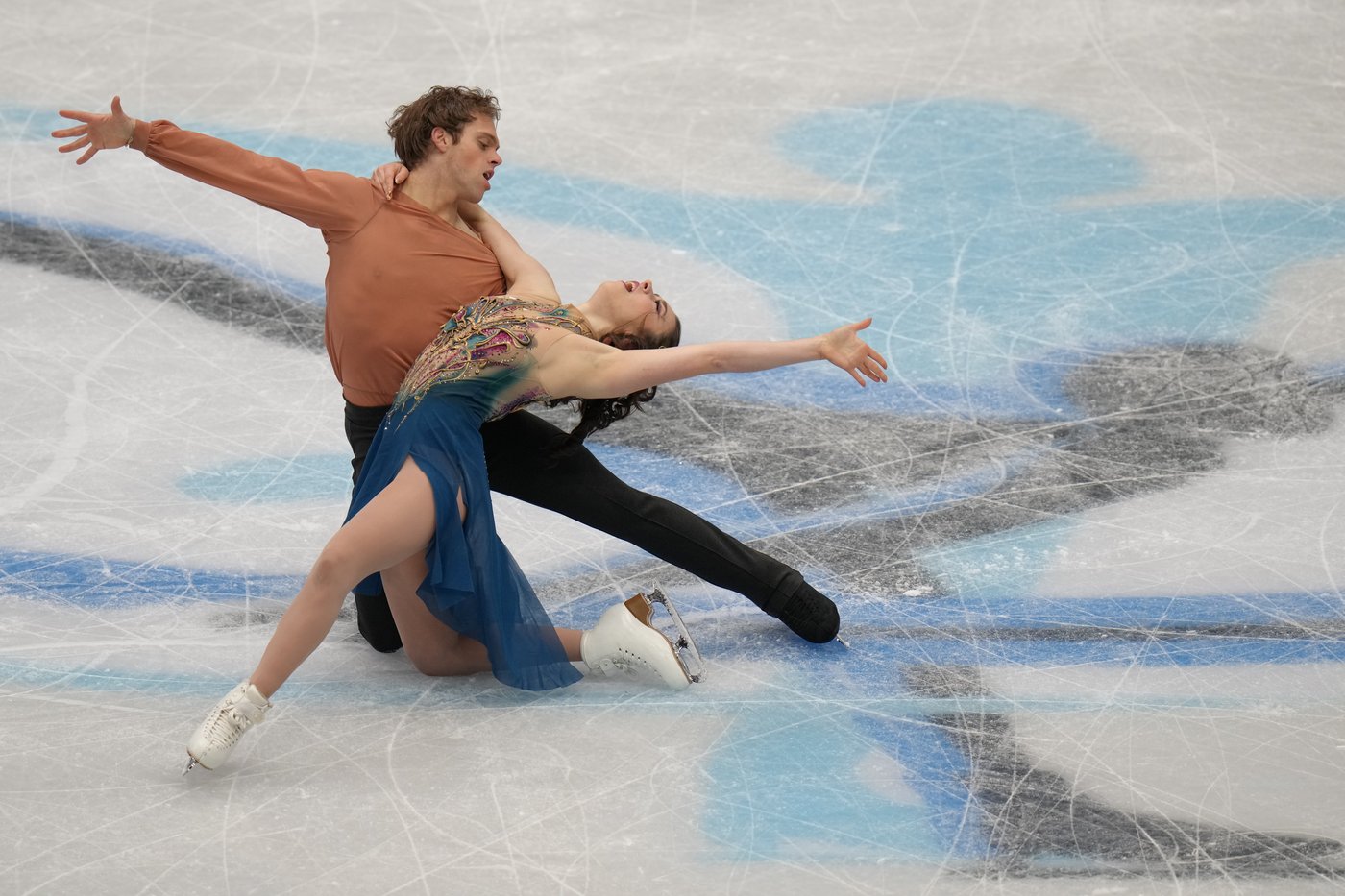 Olympic skaters Zingas and Kolesnik lead US ice dance sweep at Four Continents | iNFOnews.ca Olympic skaters Zingas and Kolesnik lead US ice dance sweep at Four Continents | iNFOnews.ca