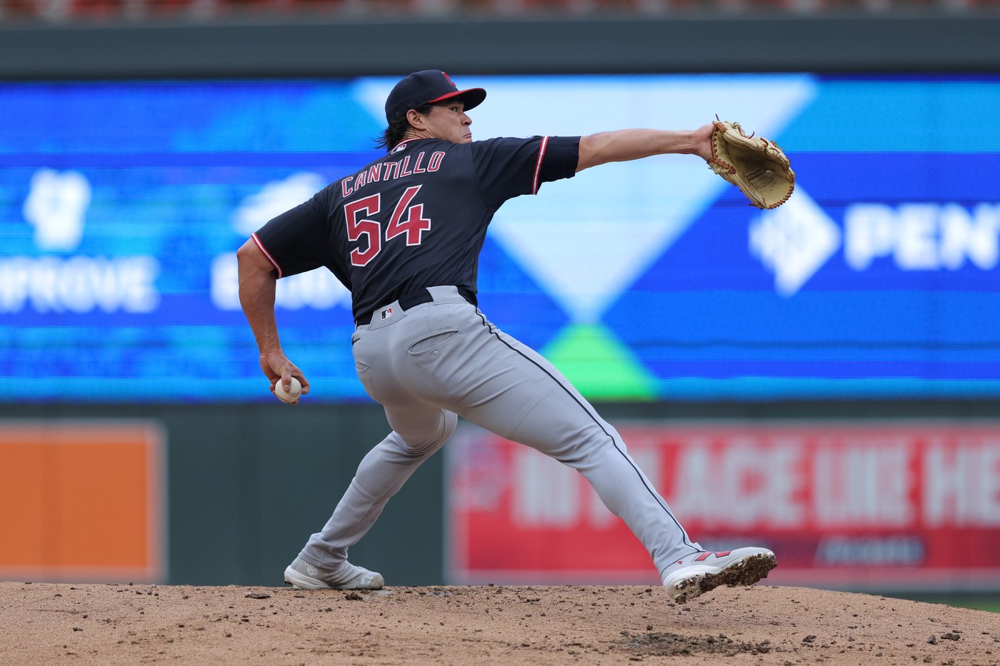 Taj Bradley fans 10 as Twins beat Guardians 3-1 | iNFOnews.ca