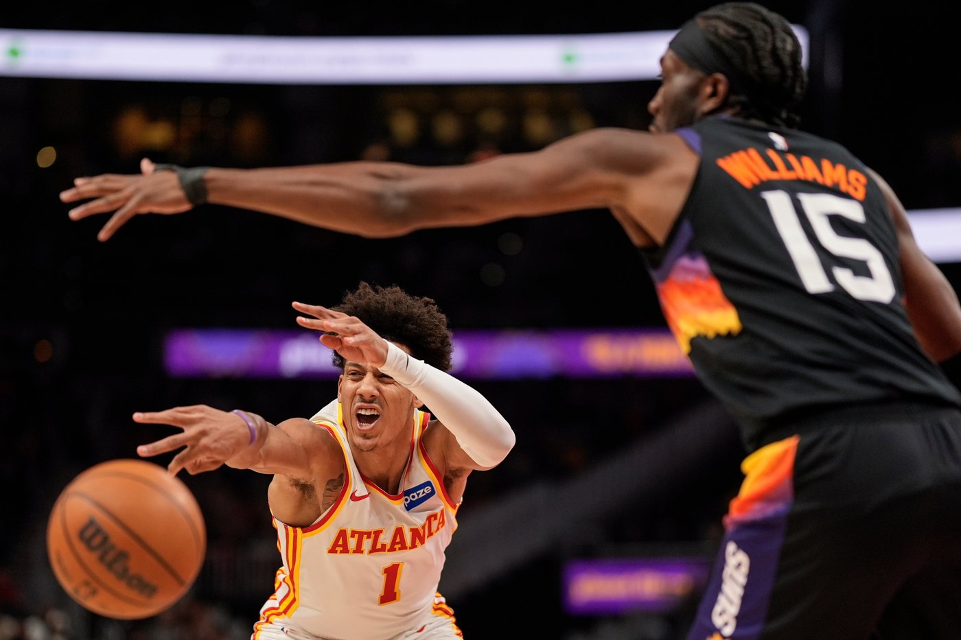 Hawks rally to beat Suns 110-103 after Phoenix loses Devin Booker to injury | iNFOnews.ca Hawks rally to beat Suns 110-103 after Phoenix loses Devin Booker to injury | iNFOnews.ca
