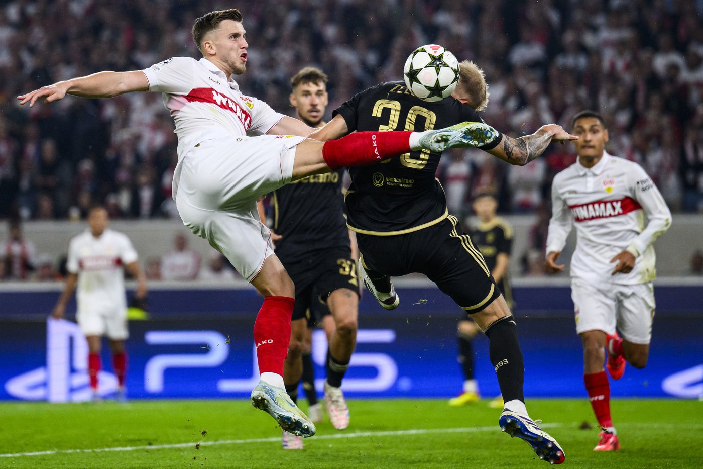 Dortmund scores 7 while Barcelona, Man City and Arsenal all win in Champions League | iNFOnews.ca Dortmund scores 7 while Barcelona, Man City and Arsenal all win in Champions League | iNFOnews.ca