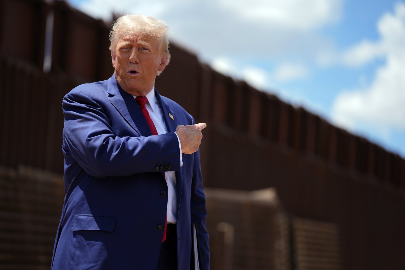 The Alien Enemies Act: What to know about a 1798 law that Trump has invoked for deportations | iNFOnews.ca