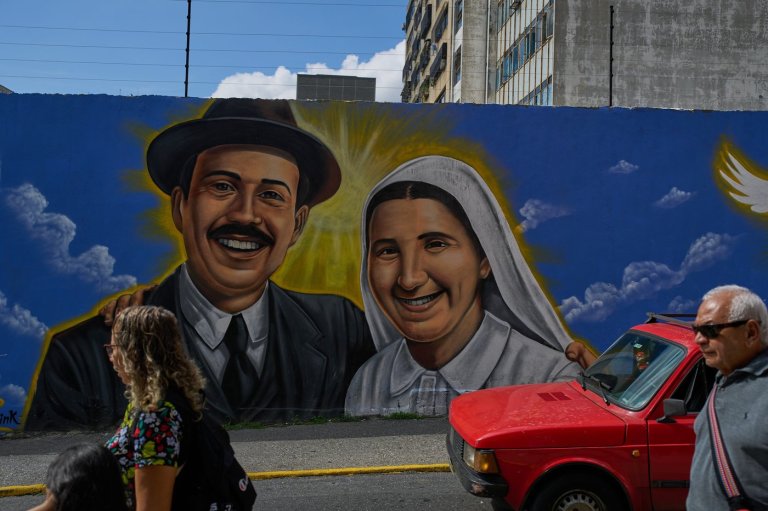Pope gives Venezuela reason to celebrate by canonizing its beloved 'doctor of the poor' as 1st saint | iNFOnews.ca