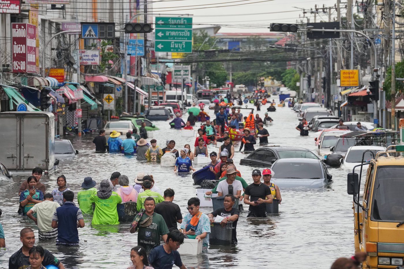 Thailand braces for more rain as death toll from recent flooding hits 31 | iNFOnews.ca Thailand braces for more rain as death toll from recent flooding hits 31 | iNFOnews.ca