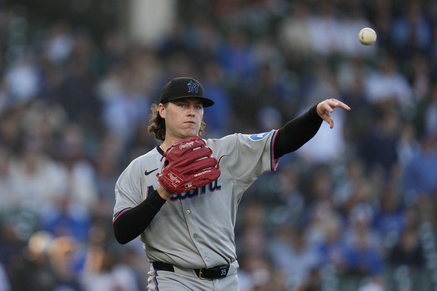 Weathers delivers 5 strong innings, gets win in season debut as Marlins top Cubs | iNFOnews.ca Weathers delivers 5 strong innings, gets win in season debut as Marlins top Cubs | iNFOnews.ca