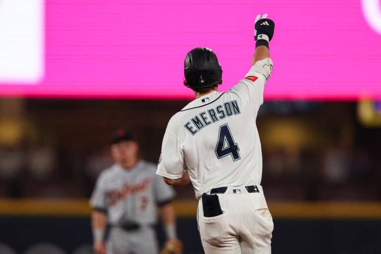Mariners sending prized rookie shortstop Colt Emerson to minors, AP source says | iNFOnews.ca