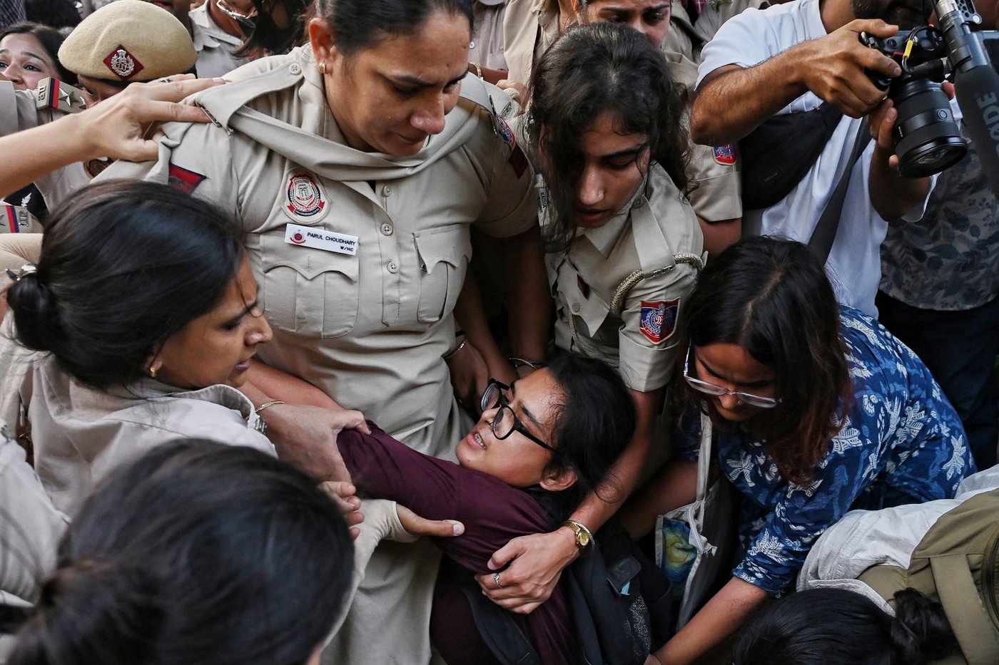 Crowds throng New Delhi and wave Indian flags amid escalating protests | iNFOnews.ca Crowds throng New Delhi and wave Indian flags amid escalating protests | iNFOnews.ca