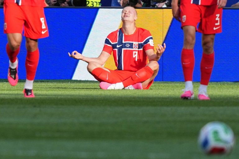 Erling Haaland scores twice, adds assist in World Cup debut as Norway tops Iraq 4-1 in Group I | iNFOnews.ca