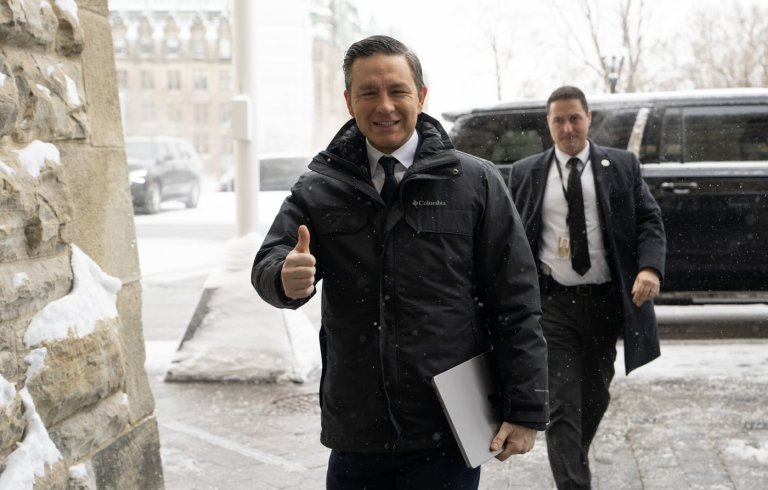 Conservatives converge on downtown Calgary, eager to hear from party leader Poilievre | iNFOnews.ca