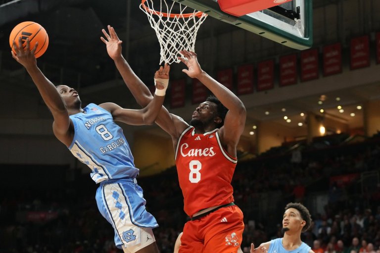 No. 11 Tar Heels lose freshman star Caleb Wilson to hand fracture; timetable for return unclear | iNFOnews.ca