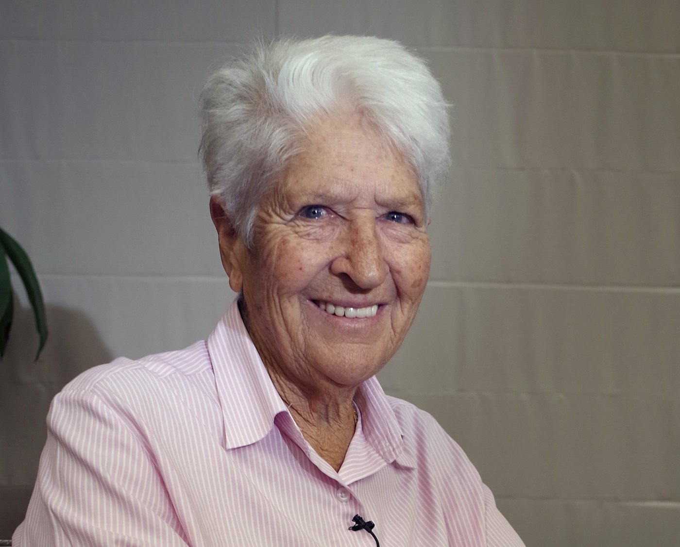 Australian swim legend Dawn Fraser is recovering after a fall and hip replacement surgery | iNFOnews.ca