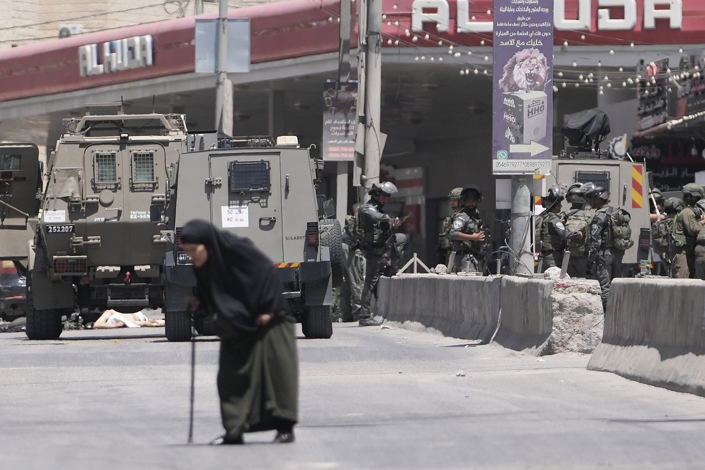 Canada sanctions more 'extremist' West Bank settlers, prompting pushback from Israel | iNFOnews.ca Canada sanctions more 'extremist' West Bank settlers, prompting pushback from Israel | iNFOnews.ca