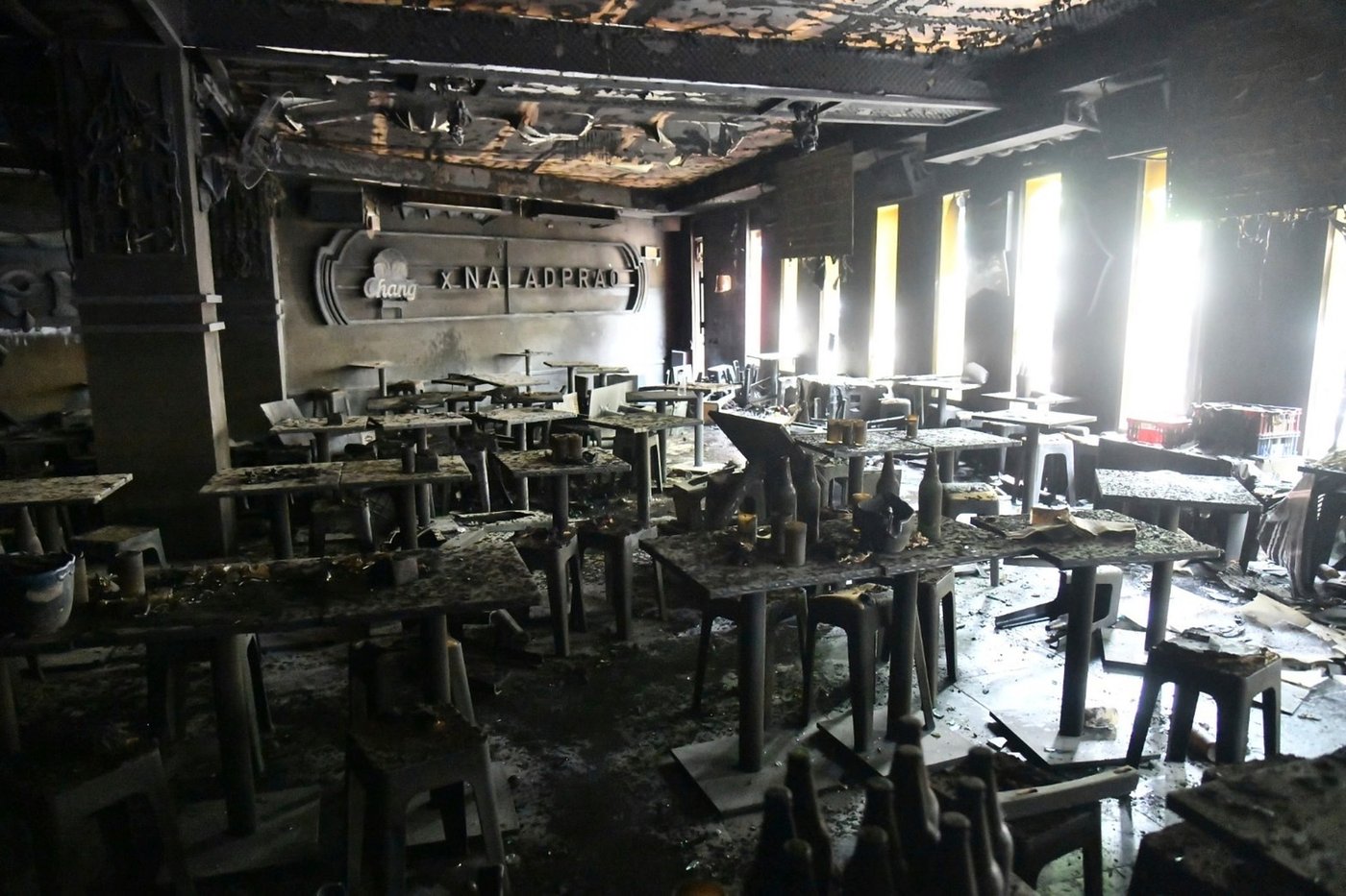 Fire at a music bar in Bangkok kills at least 27 people | iNFOnews.ca