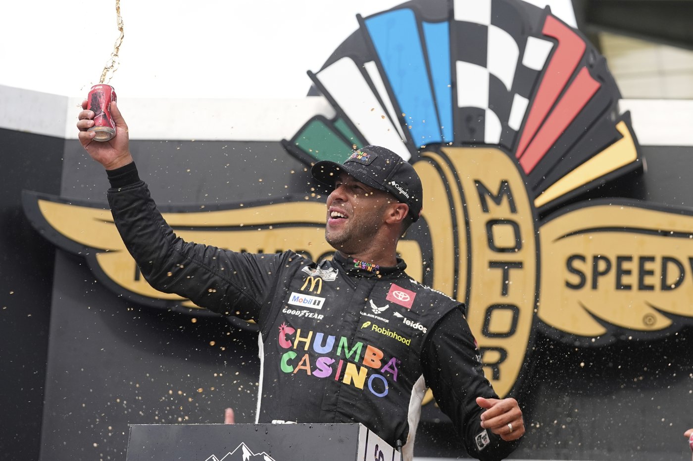 Bubba Wallace becomes first Black driver to win a major race on Indianapolis' oval | iNFOnews.ca Bubba Wallace becomes first Black driver to win a major race on Indianapolis' oval | iNFOnews.ca