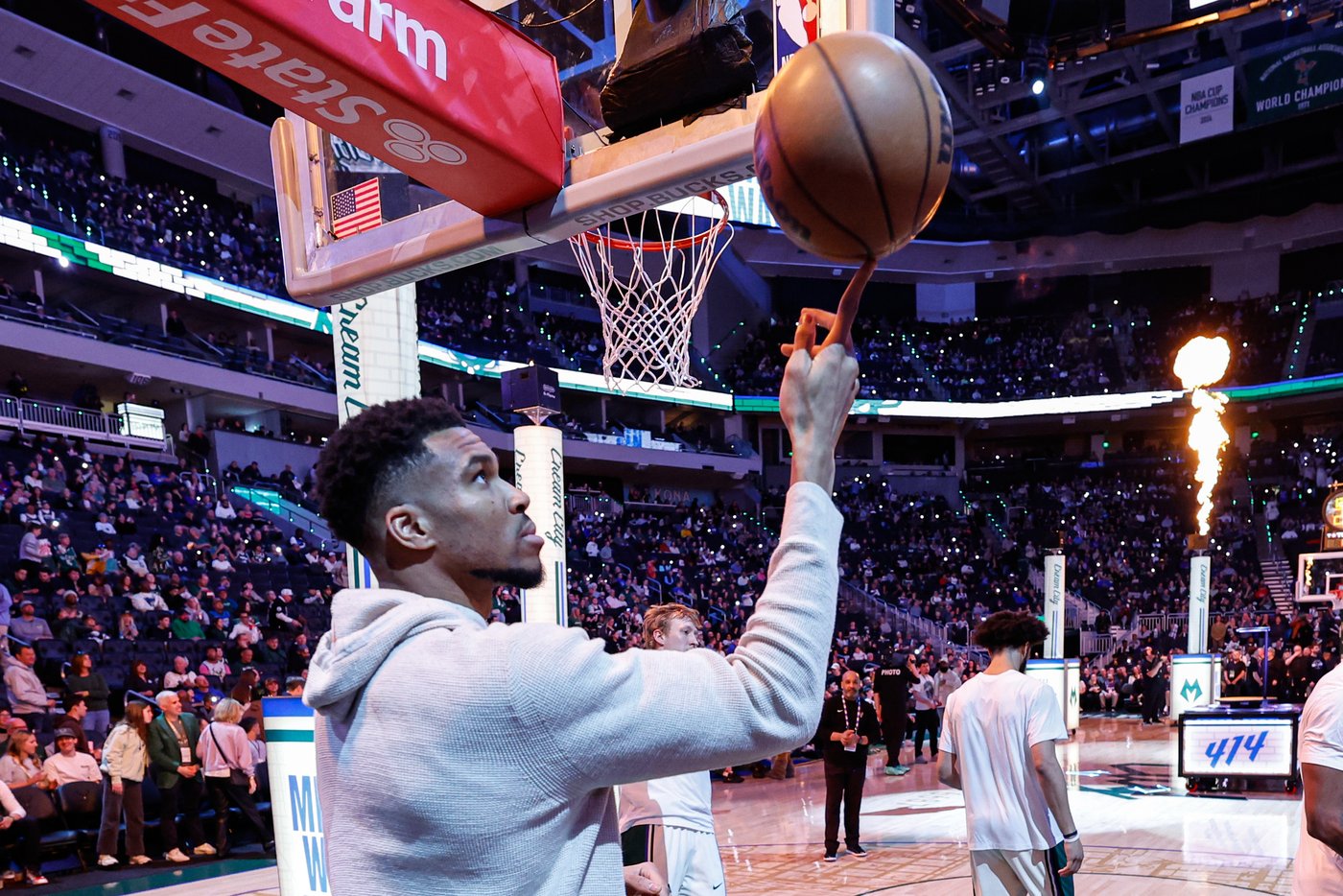 Giannis Antetokounmpo calls it 'disrespectful' that Bucks benched him in final weeks of season | iNFOnews.ca