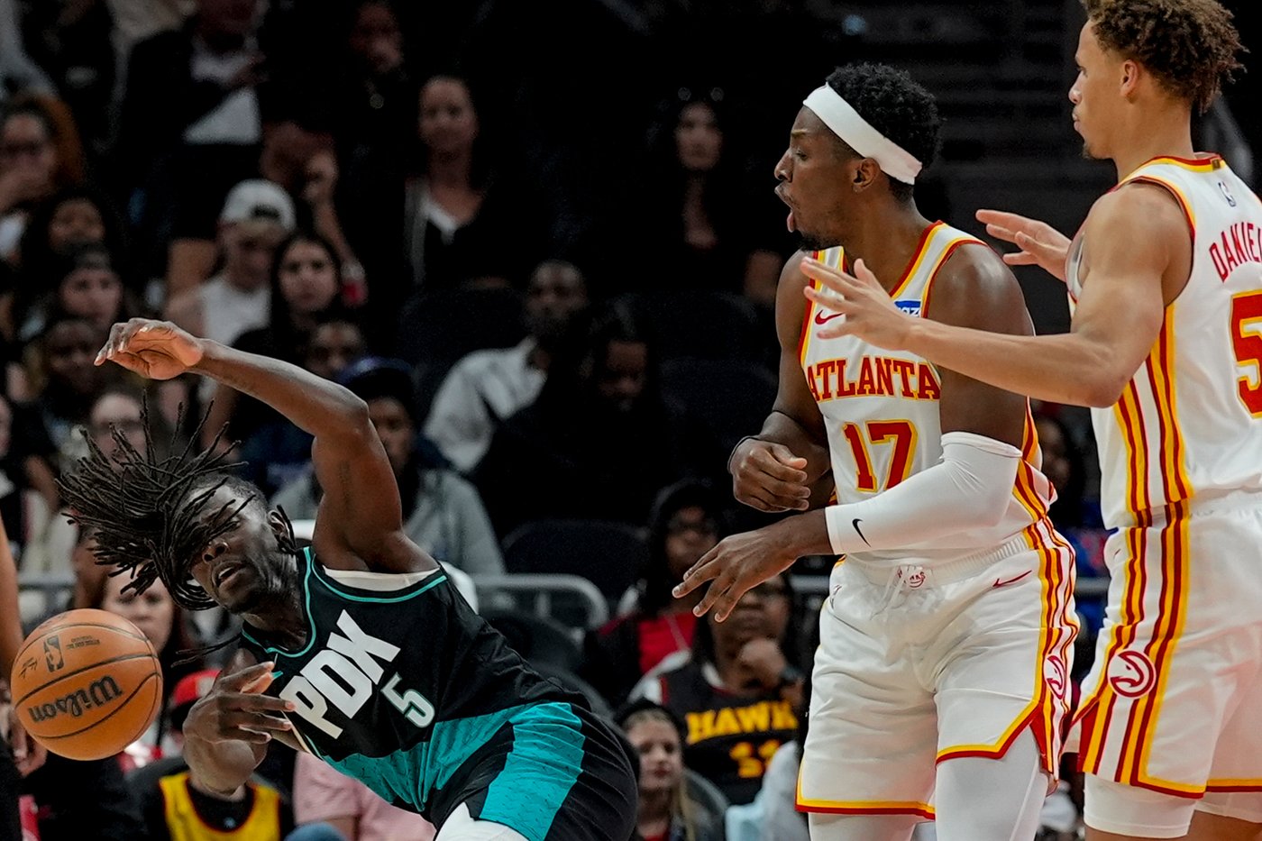 Hawks score 44 points in the 1st quarter and rout the Trail Blazers 135-101 | iNFOnews.ca Hawks score 44 points in the 1st quarter and rout the Trail Blazers 135-101 | iNFOnews.ca