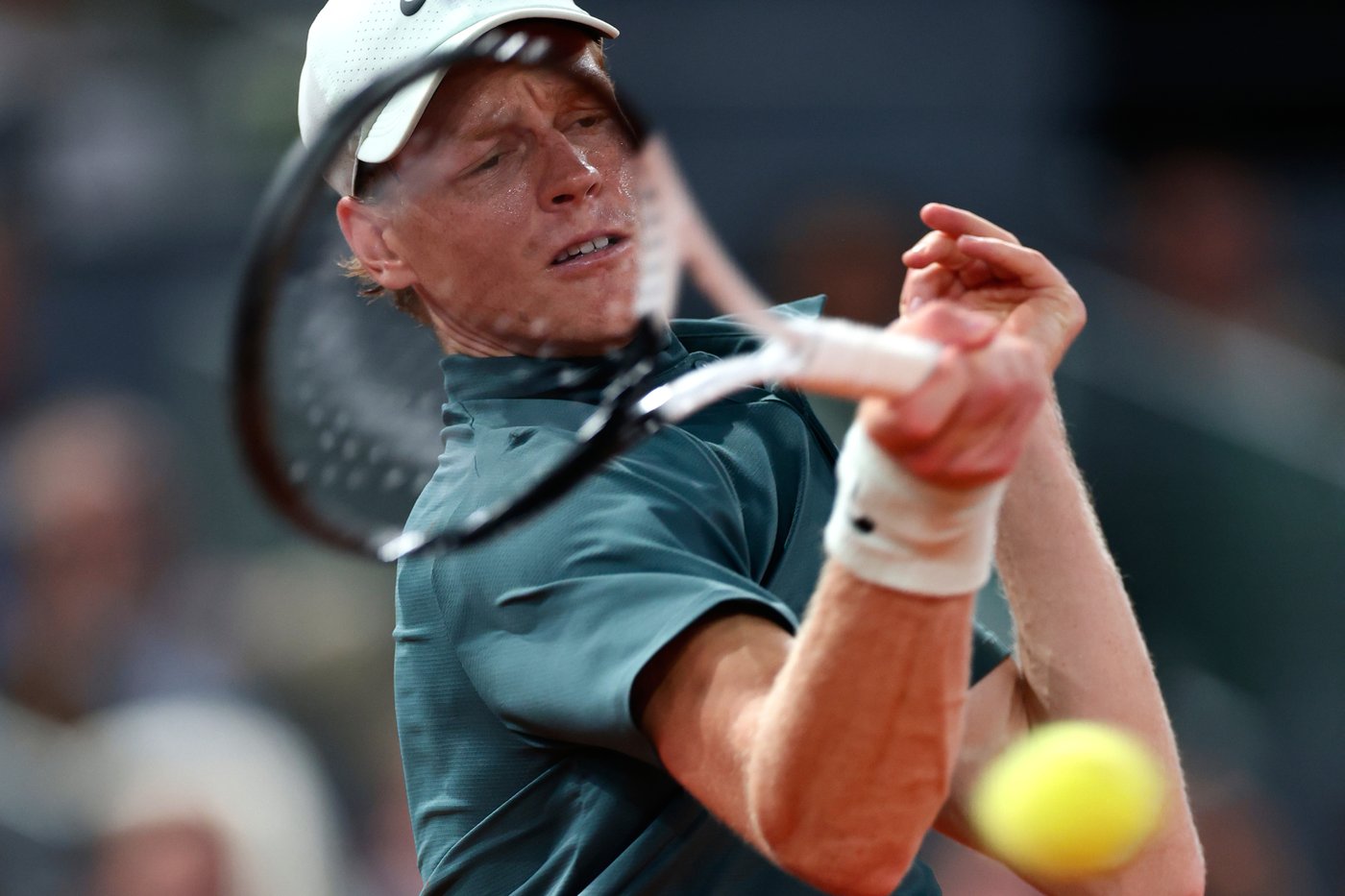 No. 1 Jannik Sinner beats rising star Rafael Jódar in Madrid and declares 'what a player' | iNFOnews.ca