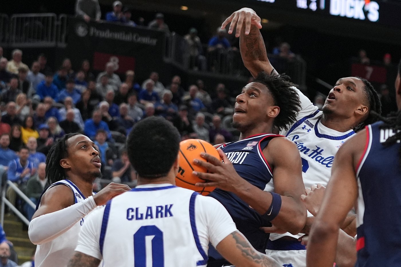 Reed and Demary power No. 3 UConn to a 69-64 win over No. 25 Seton Hall in a Big East clash | iNFOnews.ca