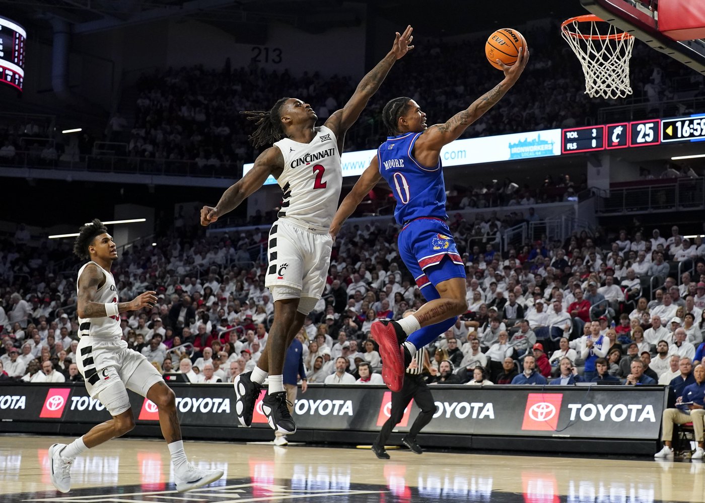 Back-to-back wins vs. AP Top 25 opponents put Georgia in the poll. Things don't get any easier | iNFOnews.ca Back-to-back wins vs. AP Top 25 opponents put Georgia in the poll. Things don't get any easier | iNFOnews.ca